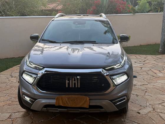 FIAT TORO 2.2 TURBO DIESEL VOLCANO 4WD AT9 FIAT TORO 2.2 TURBO DIESEL VOLCANO 4WD AT9